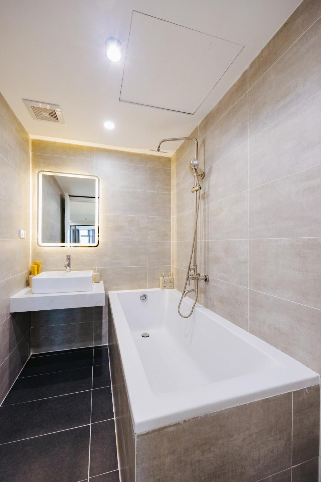Muse Hanoi Serenity Suites Buitenkant foto